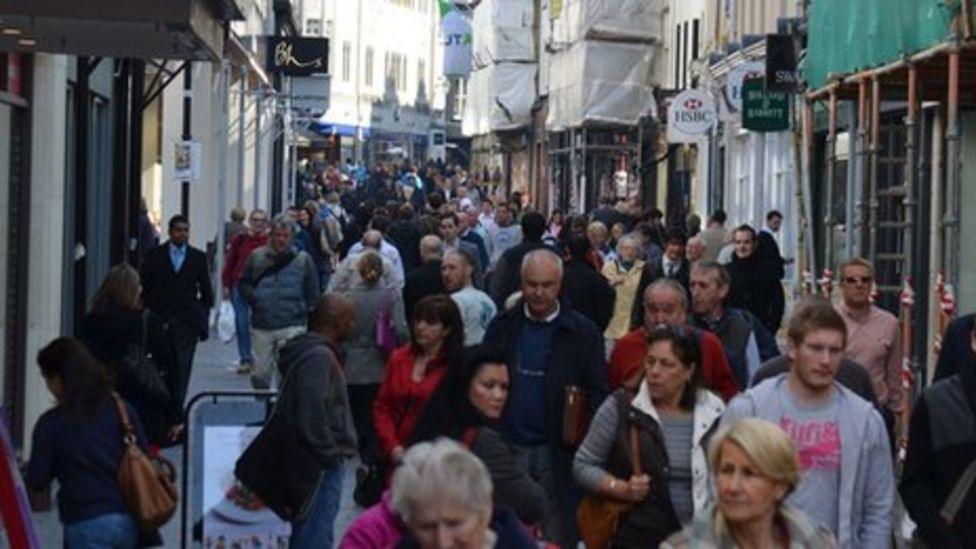 Shoppers on King Street