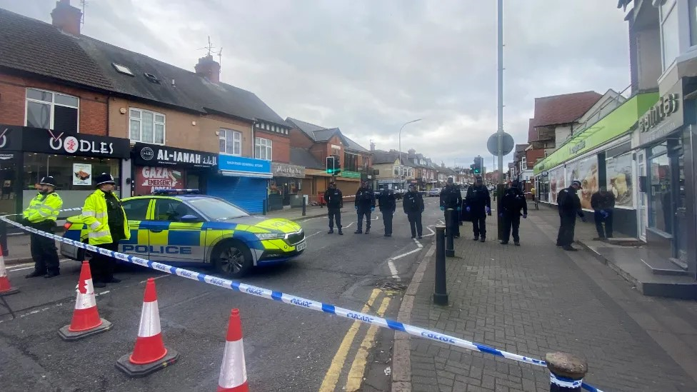 Police in Evington Road, Leicester