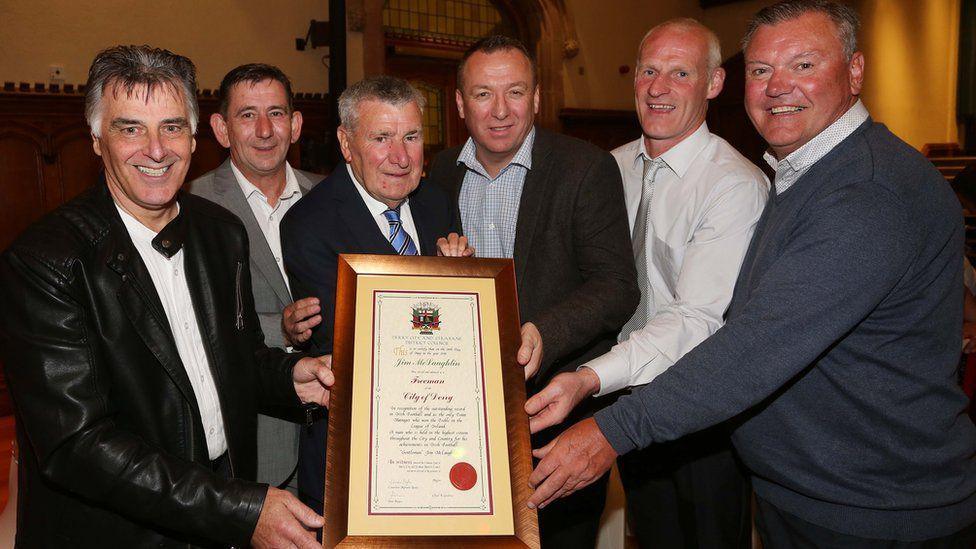 Jim McLaughlin with players from the treble winning Derry City team, Felix Healy, Paul "Storky" Carlyle, Liam Coyle, Paul Hegarty and Jack Keay