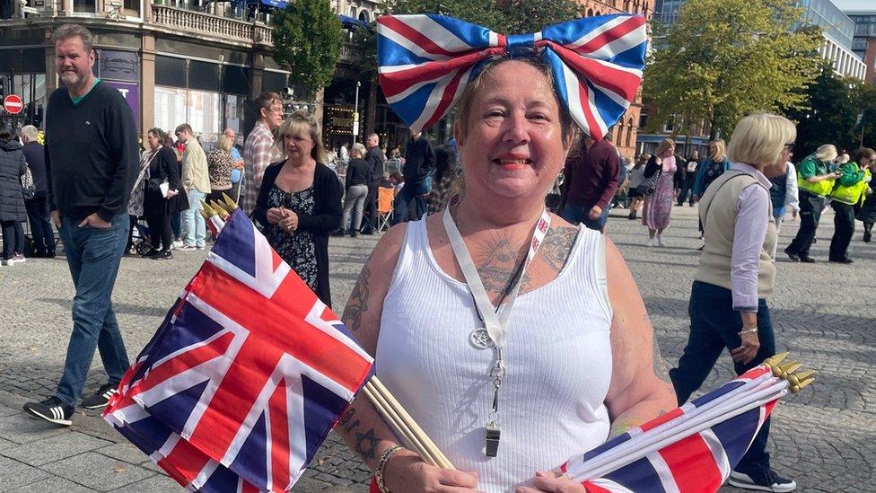 Eleanor Neill wearing union flag headband