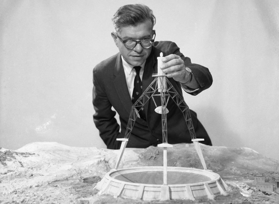 Sir Fred Hoyle