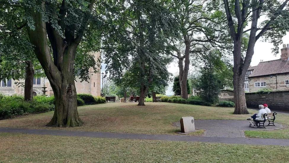 Ripon Cathedral grounds