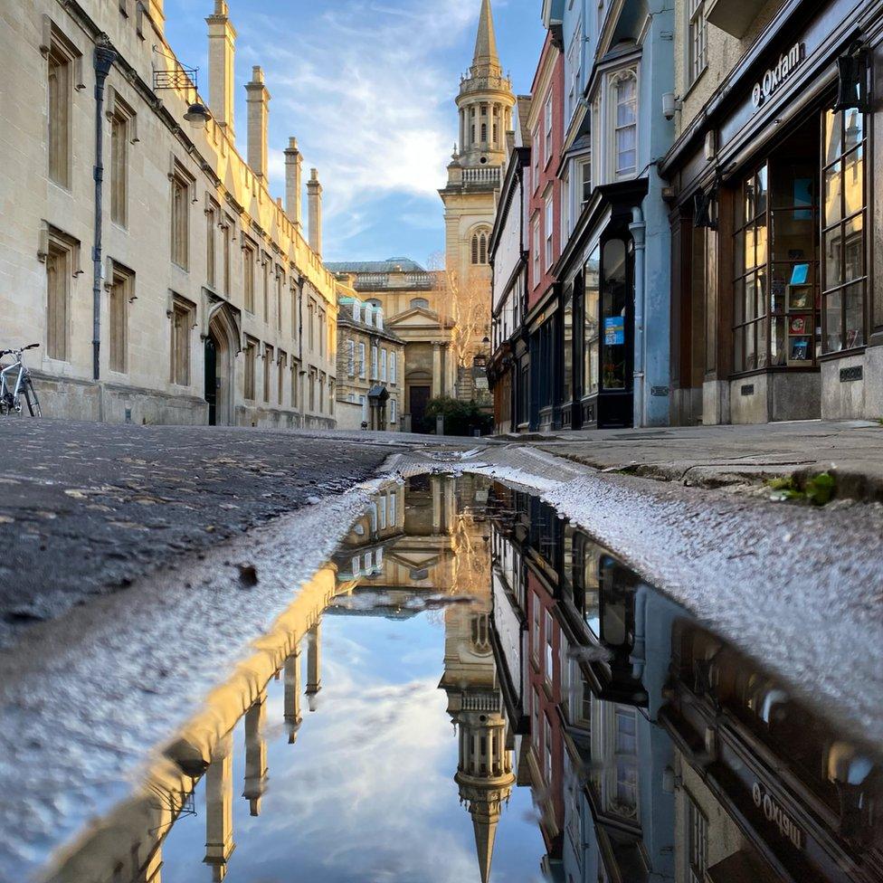 Turl Street in the centre of Oxford