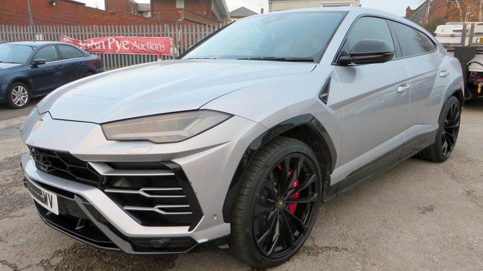 Lamborghini Urus