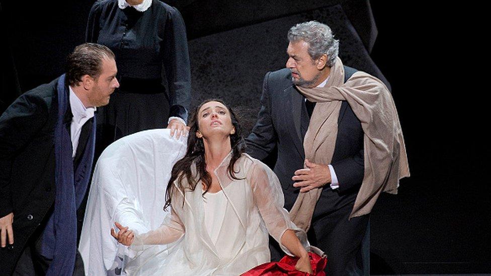 Placido Domingo singing 'La Traviata'