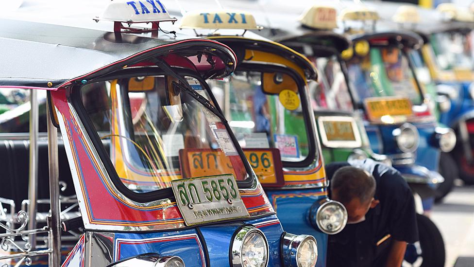 Tuk tuks