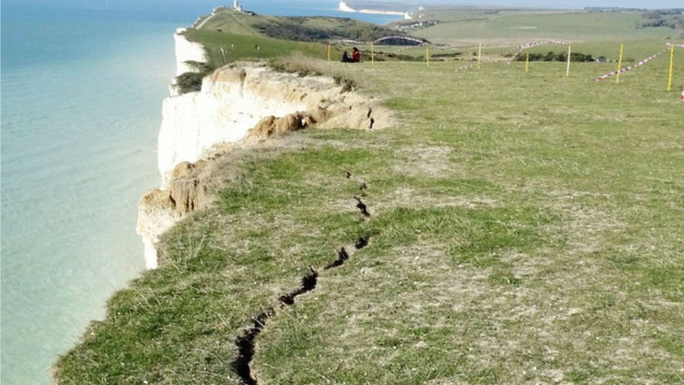 The large crack at Shooters Bottom, Beachy Head