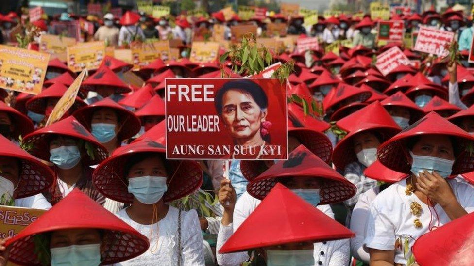 Protesters in Mandalay demand the release of Aung San Suu Kyi