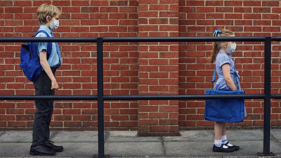 School pupils socially distance