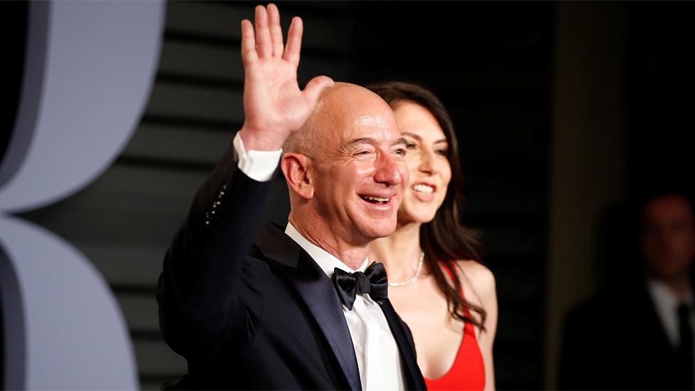 File image of Jeff and MacKenzie Bezos at the 2018 Vanity Fair Oscar Party