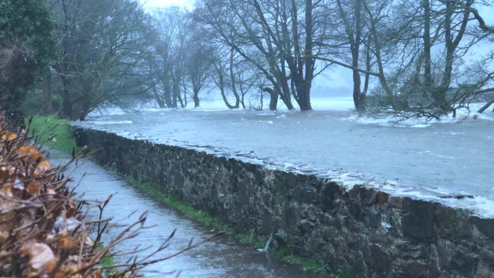 Llifogydd ym Meddgelert, Gwynedd