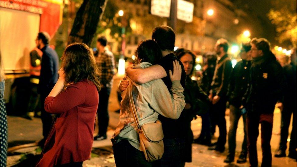 Scene outside Bataclan