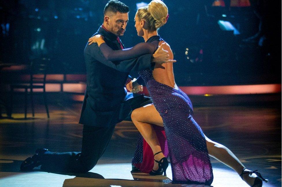 Giovanni Pernice, Faye Tozer