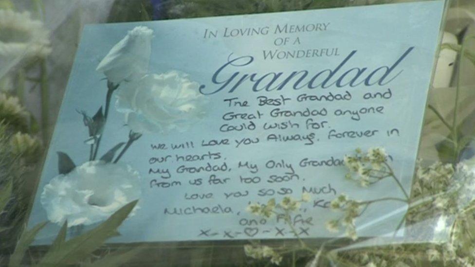 Card left in tribute