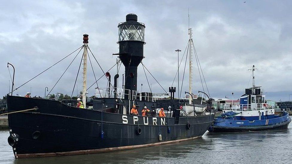 Spurn lightship on the move