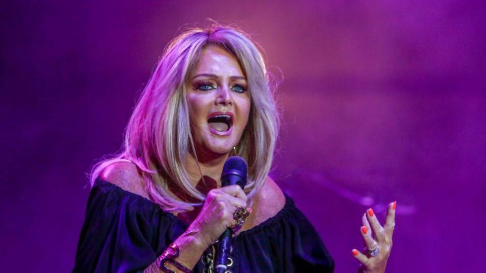 Bonnie Tyler's funeral to be broadcast online to fans around the world