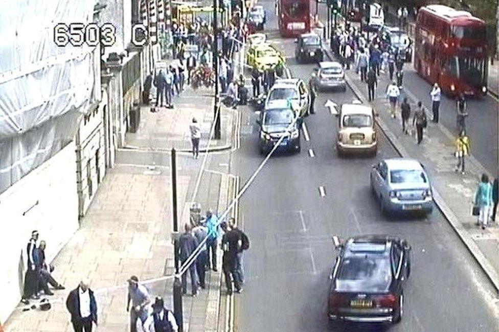 Road in Piccadilly where moped gang were intercepted