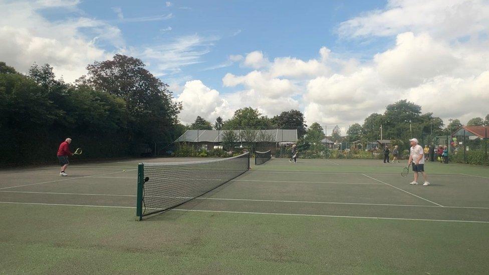 Redcatch Park Tennis Courts