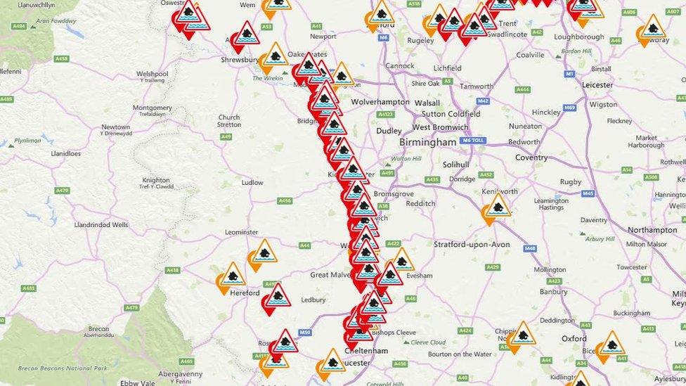 Map of flood warnings lining the River Severn