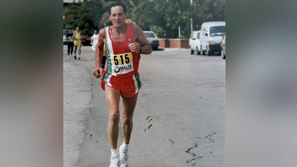 Eric Hughes taking part in the 2003 Malta Half Marathon 