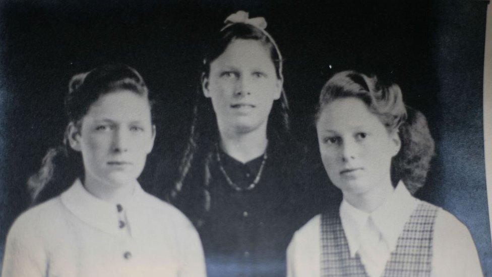 Muriel (centre) with her sisters