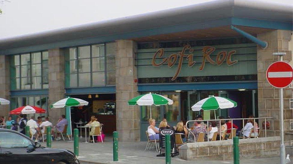 Cofi Roc, Caernarfon