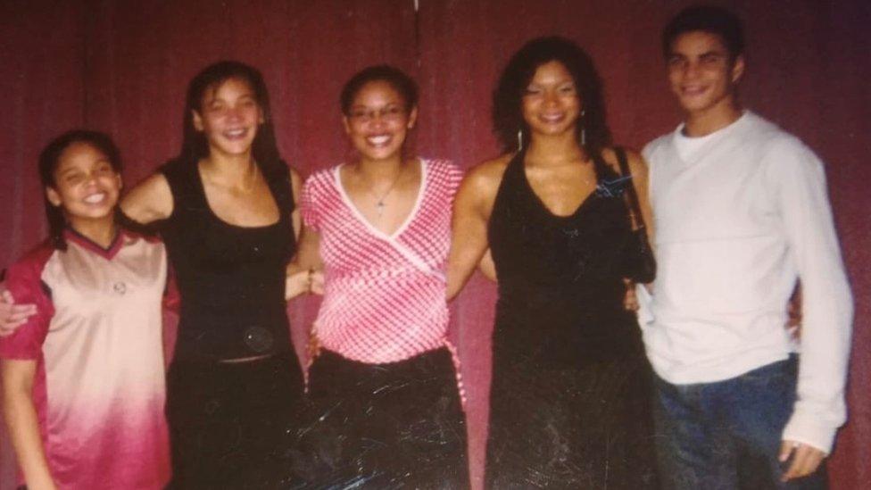 Anthony Ogogo with his sisters