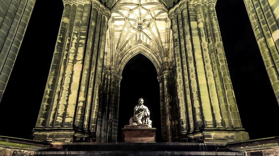 Scott Monument