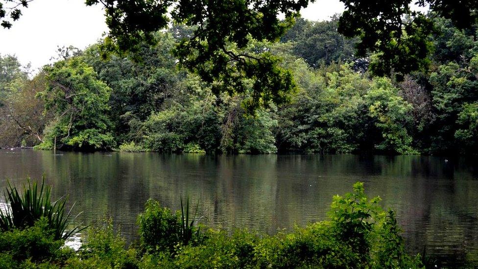 Highams Park boating lake