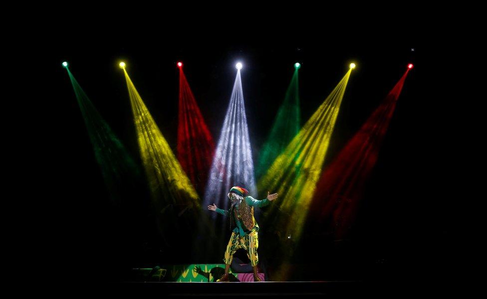 A cast member of the popular children"s show Tinga Tinga Tales performs at Kenya"s National Theatre in Nairobi, Kenya, September 28, 2018