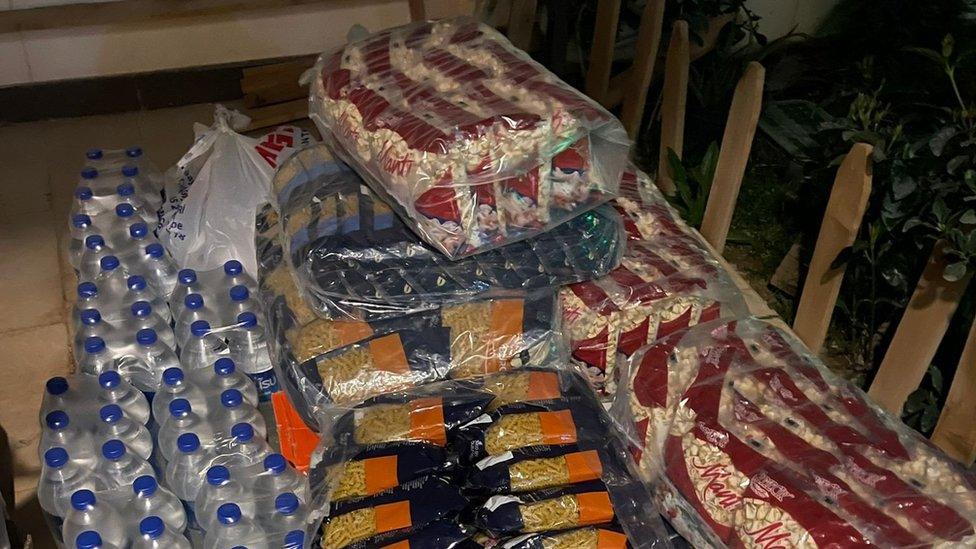 Food and water supplies for people in Turkey