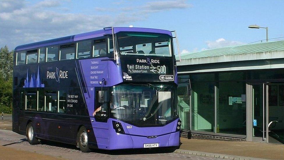 Park & Ride bus at Oxford Parkway