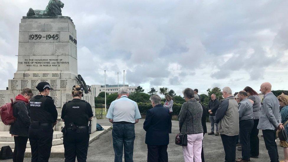 War memorial demo