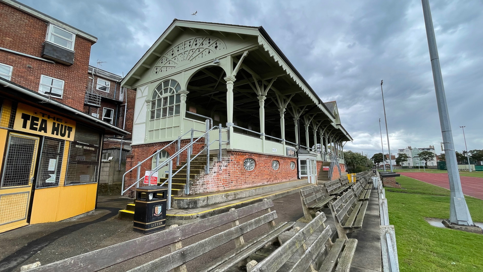 Wellesley Grandstand side view