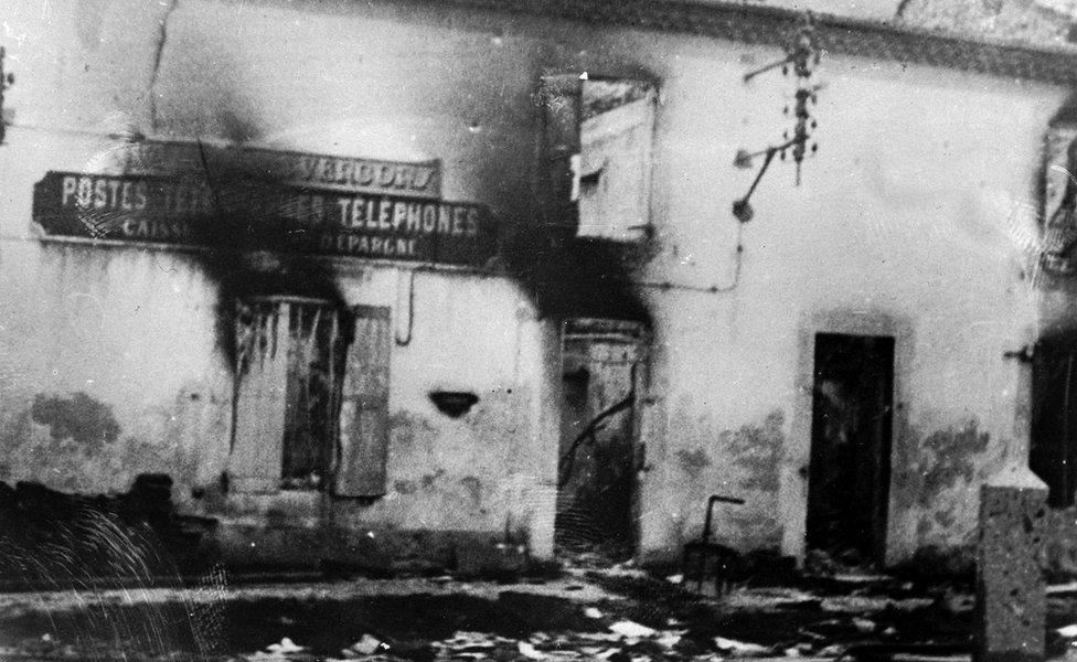 Post office of Vassieux-en-Vercors (Drome), destroyed by the Germans. 1944