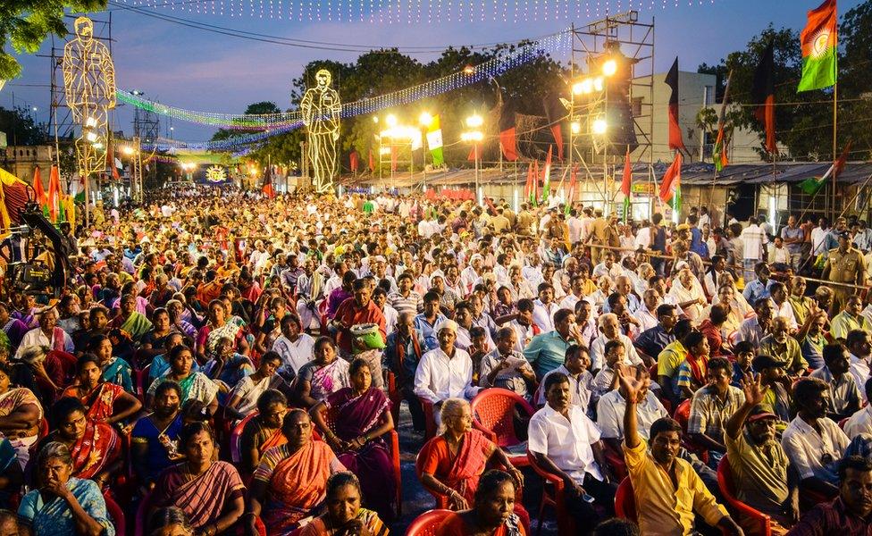 Supporters at Karunanidhi's election really