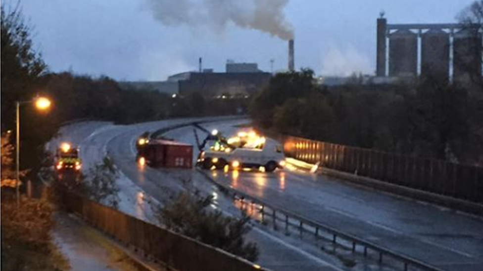 Lorry crash on A14