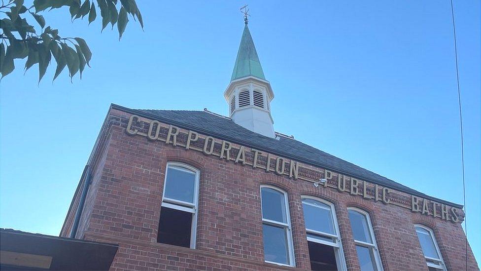 The exterior of the Templemore Baths building