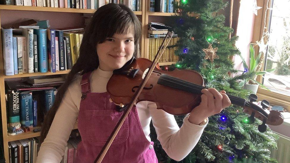 Girl playing violin