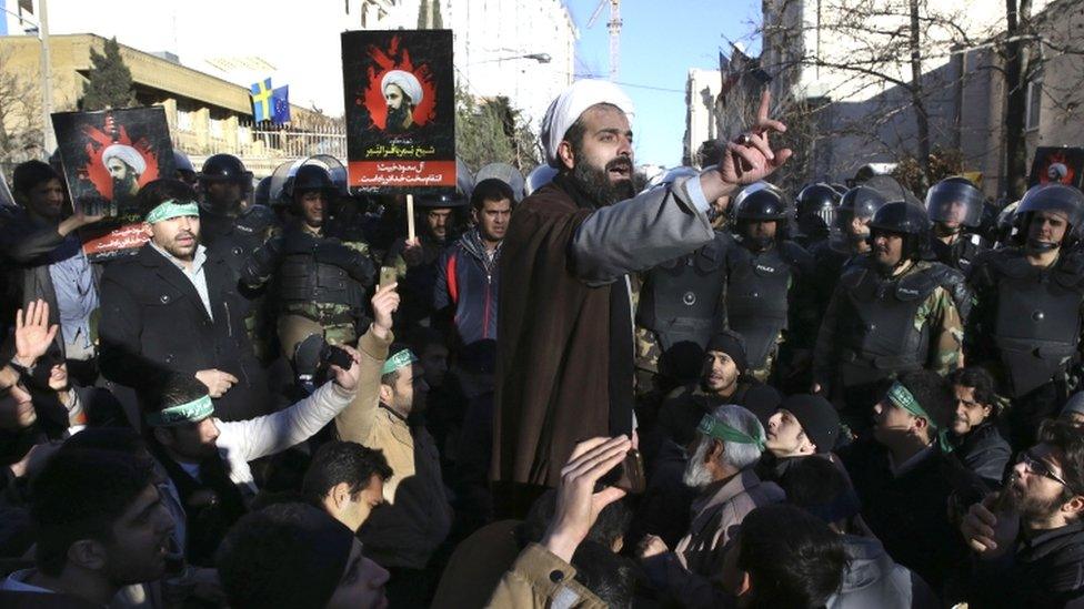 Muslim cleric addresses crowd in Tehran, 3 Jan