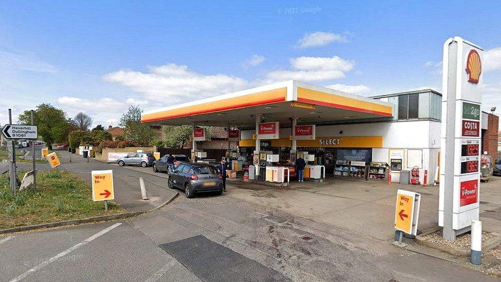 Shell garage in Newmarket