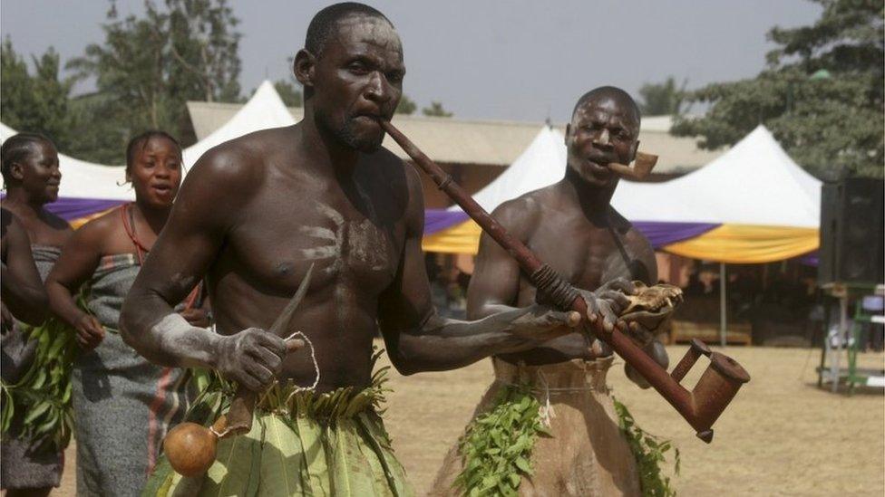Dancers from Warangida Serkin Kagoro cultural troupe from Kagoro are seen during the new year cultural parade in Kaduna, Nigeria January 1, 2016