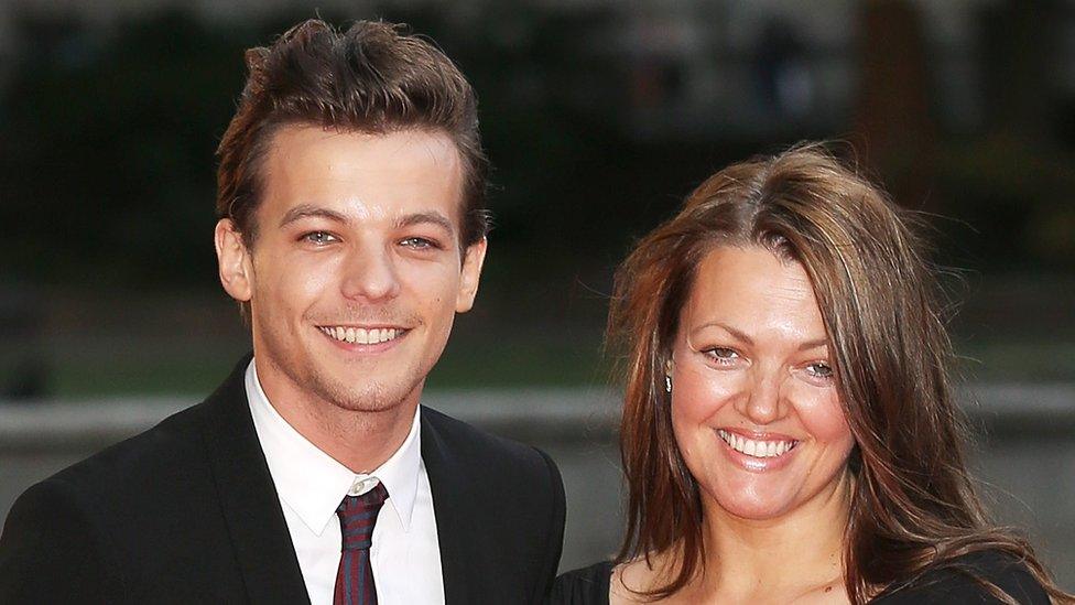 Louis Tomlinson and his mum