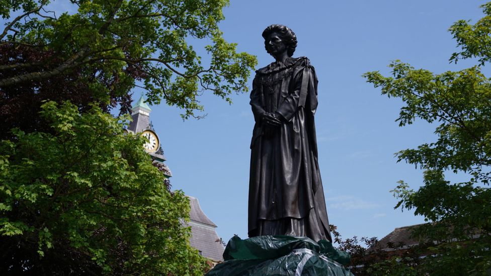 Statue of Margaret Thatcher