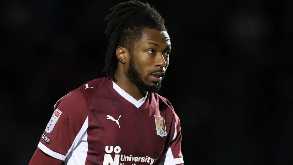 Edwards firma un nuevo contrato con los Cobblers por el resto de la temporada Edwards firma un nuevo contrato con los Cobblers por el resto de la temporada