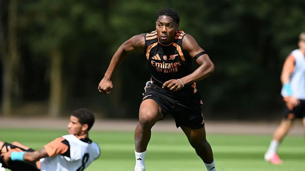 ¿Qué pasará con el futuro de Lewis-Skelly en el Arsenal?