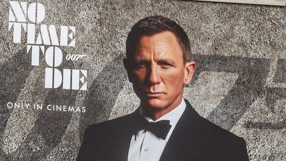 Daniel Craig