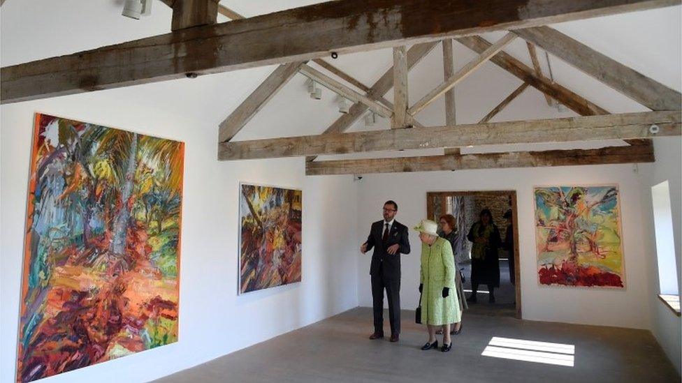 The Queen at the Hauser & Wirth Somerset art gallery