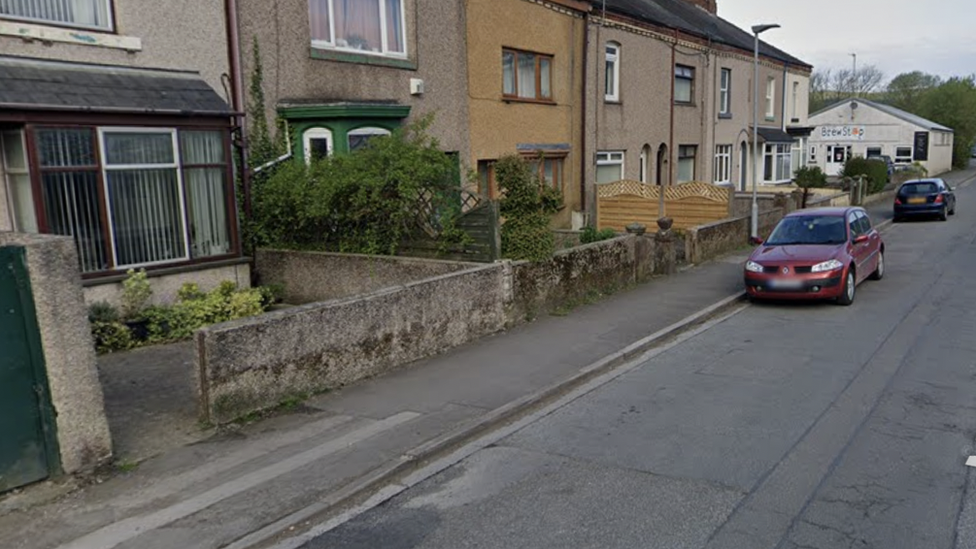 A streetview of North Lonsdale Road