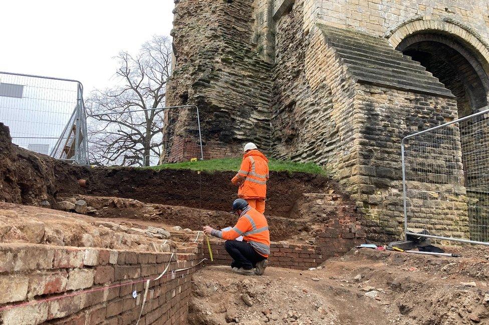 Dig outside gatehouse